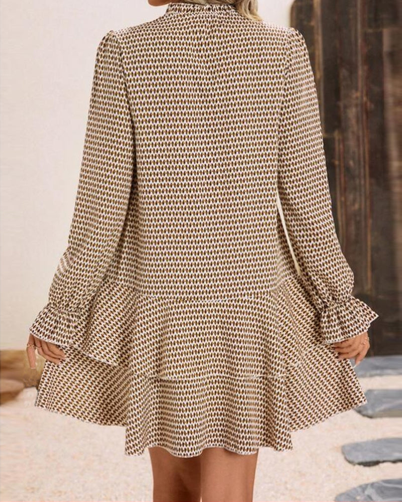 Stylowa Sukienka z długimi rękawami