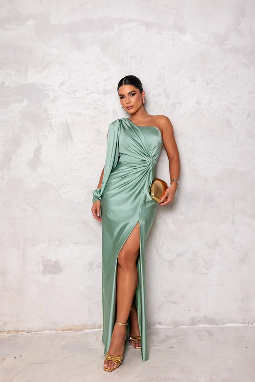 Becca | Sukienka Maxi na Jedno Ramię – Satynowy Styl