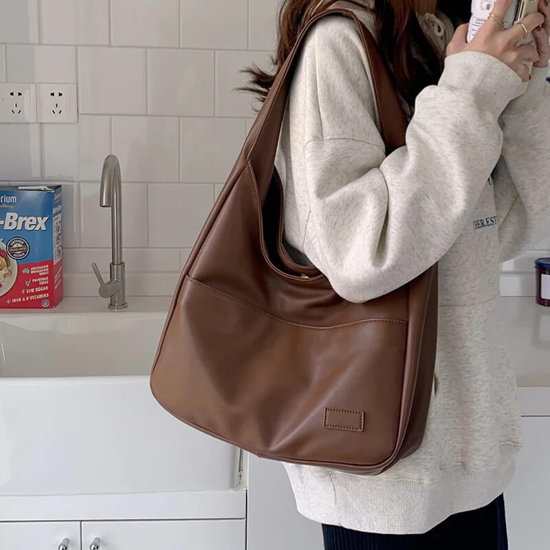 Monica | Skórzana torba hobo na ramię