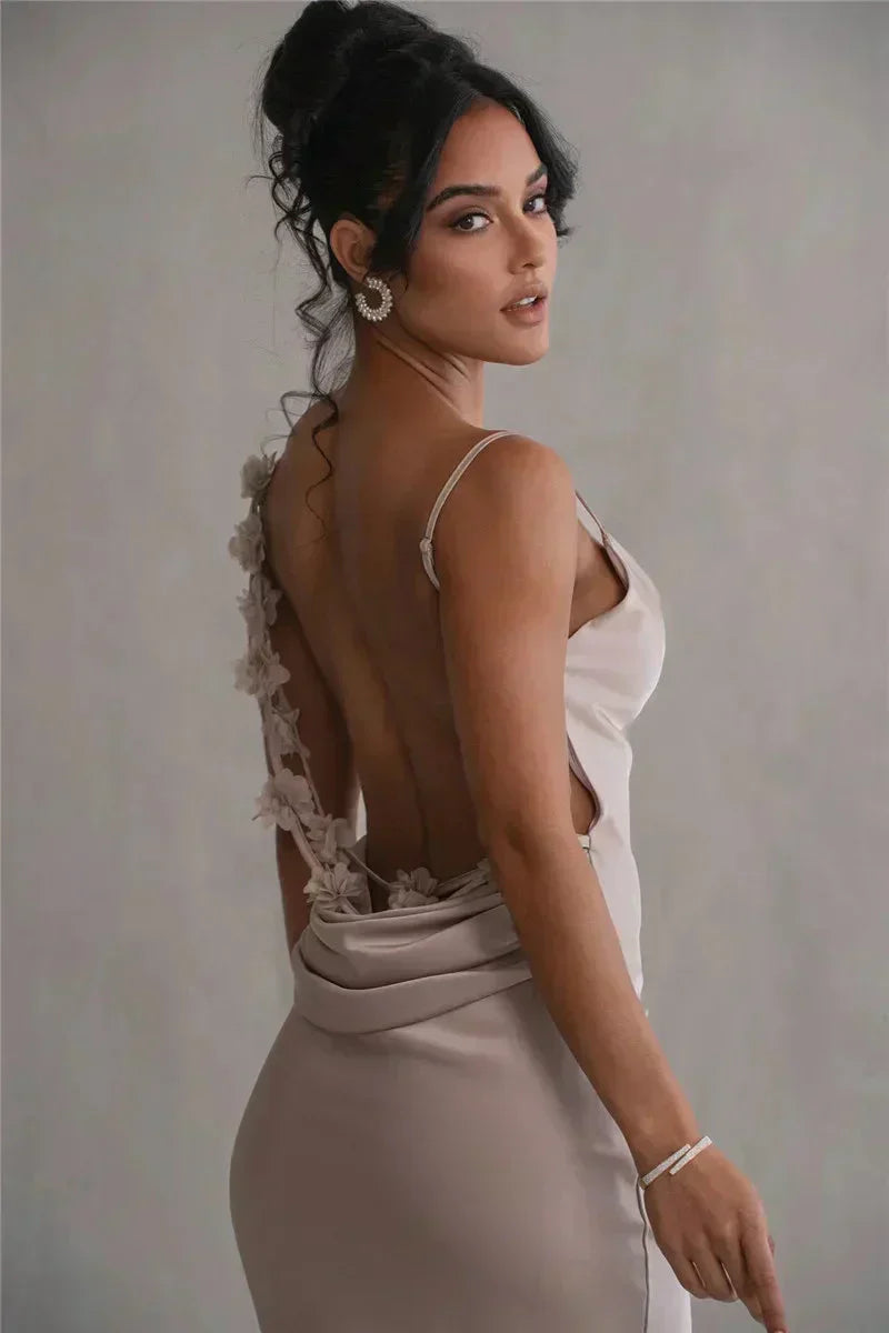 Cassiane - Satynowa Sukienka Kwiatowa