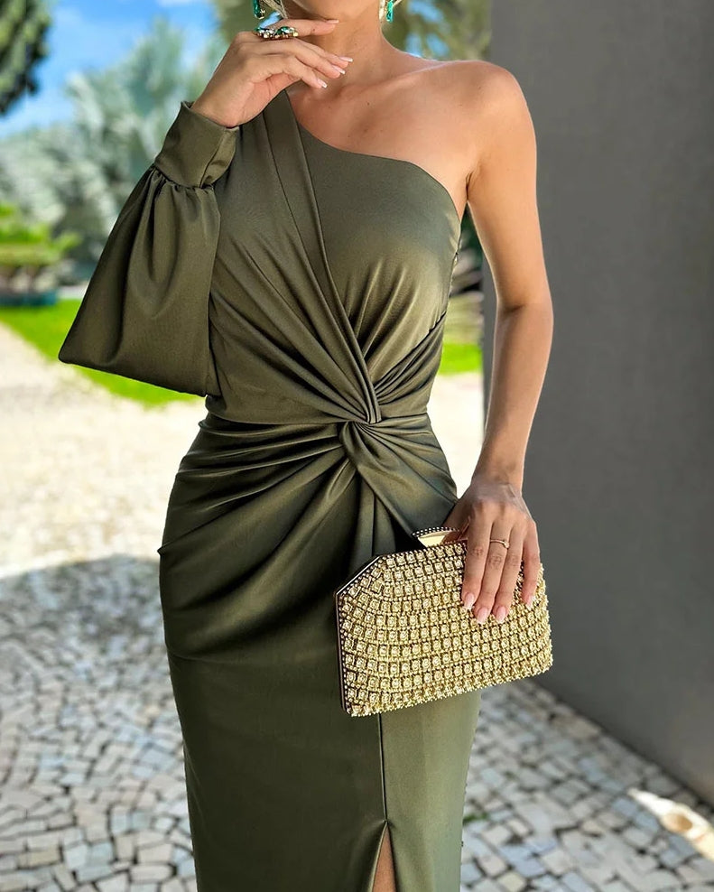 Kobieta Maxi sukienka z długim rękawem – elegancja na wyjątkowe okazje