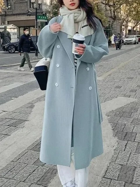 Wełniany płaszcz damski z dwurzędowym zapięciem - Elegancki długi płaszcz zimowy