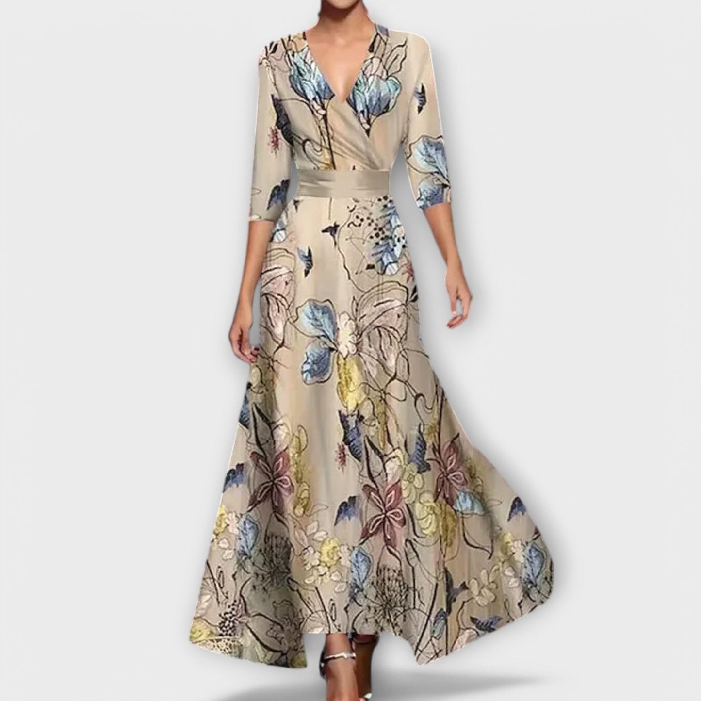 Elegancka sukienka z designerskimi rękawami