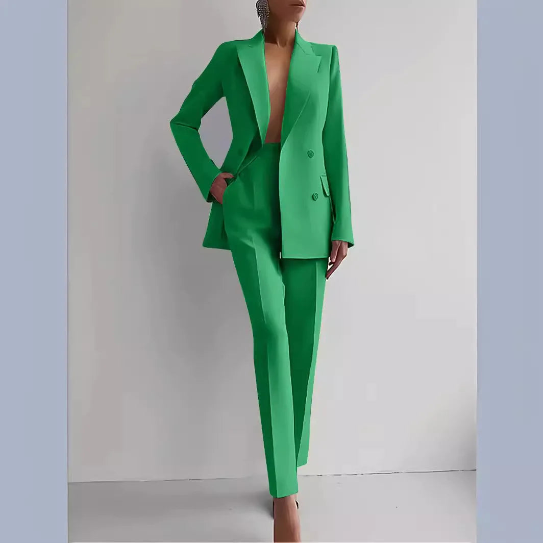 Garnitur damski – marynarka + spodnie – elegancja i nowoczesność