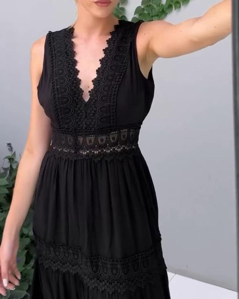 Ninfea | Bezrękawnikowa Sukienka Midi w Stylu Boho z Koronkowymi Detalami