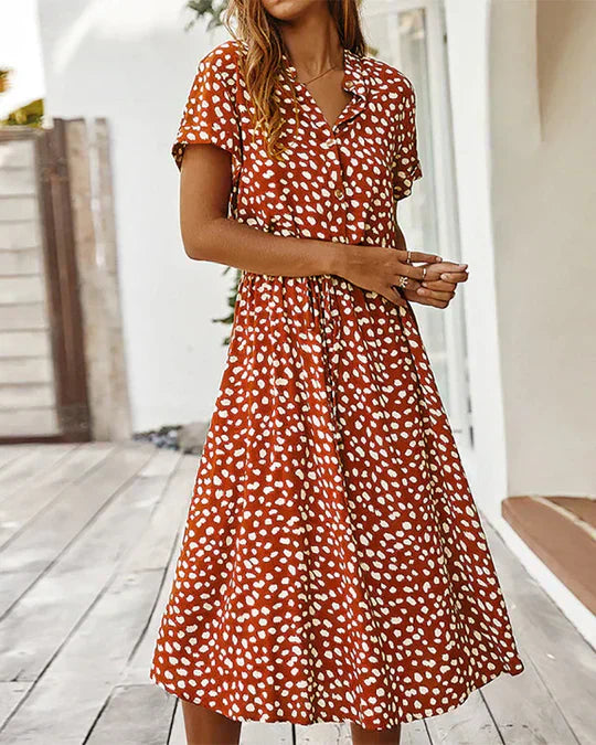 Sukienka damska – midi Clara z eleganckim wzorem w punkty