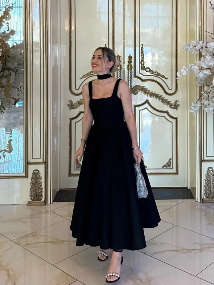 Vivienne – Midaxi Sukienka z Objętością