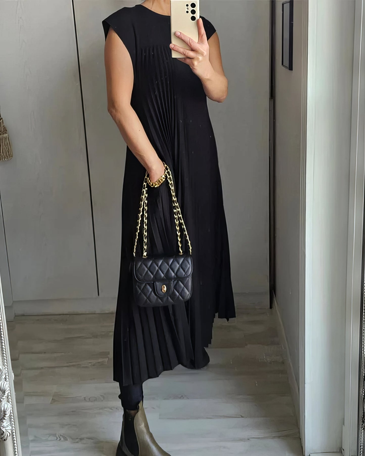 LIVIA - PLECIONE SUKIENKA