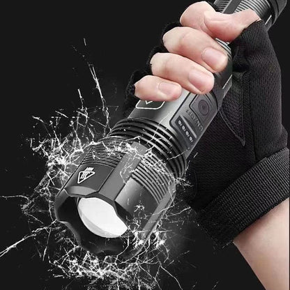 UltraFlash™️ - Wodoodporna Ultra Jasna Latarka | Zasięg 500m