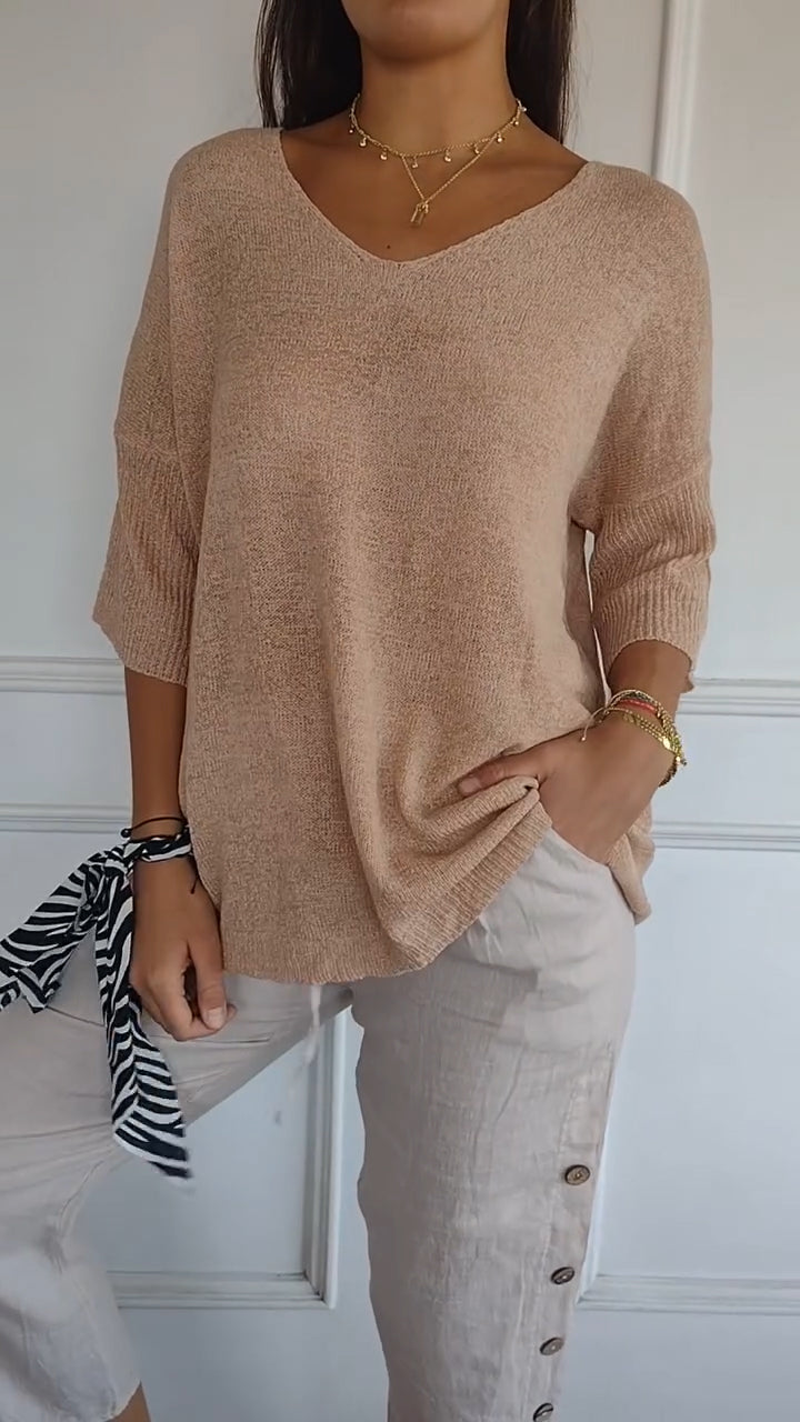 Damski Top Mesh – Klasyczny Dekolt w Serek i Komfortowa Lekkość