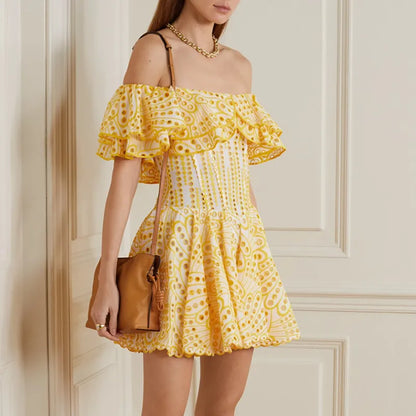 Hanna - Półprzezroczysta sukienka off-shoulder z falbanami