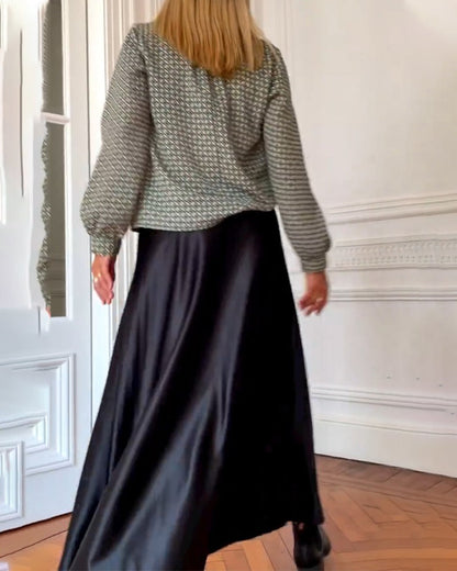 Ella | Casual blouse z dekoltem w serek i geometrycznym wzorem