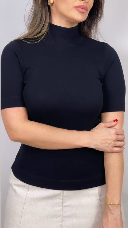 Basic Top z Wysokim Kołnierzem i Krótkim Rękawem