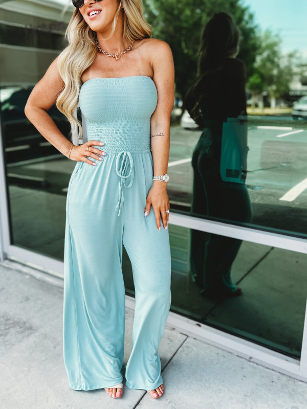 Jumpsuit z odkrytymi ramionami