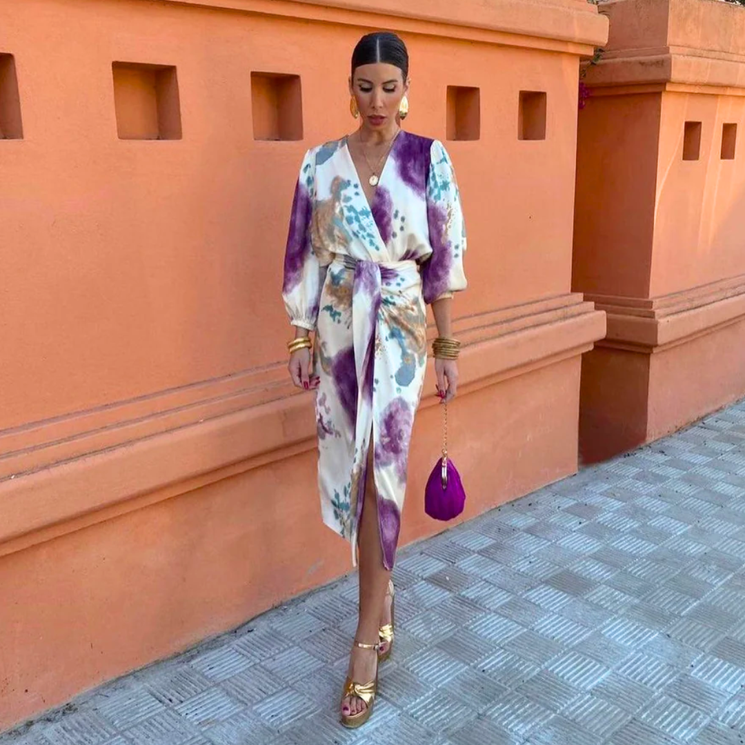 Larissa - Elegancka sukienka damska z dekoltem w serek