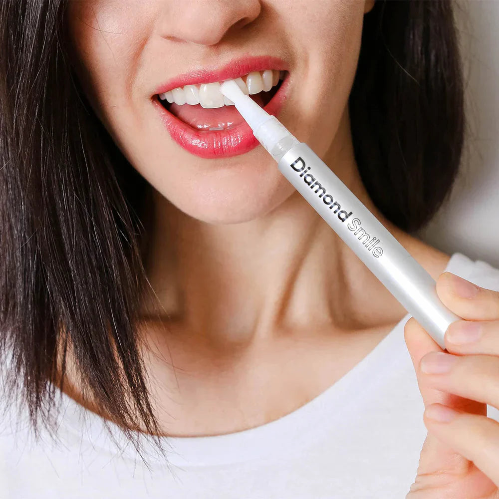 1+1 GRATIS | Pióro do wybielania zębów Diamond Smile
