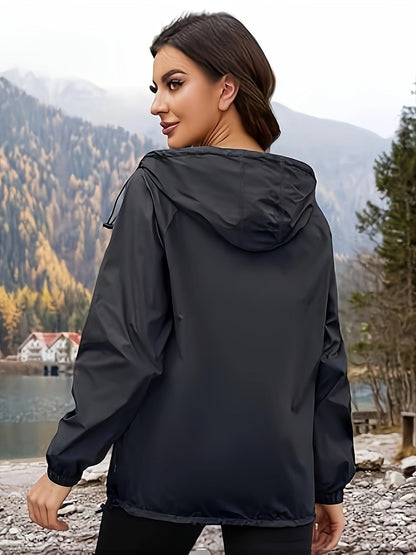 Nina | Kurtka sportowa plus size z kapturem