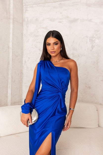 Becca | Sukienka Maxi na Jedno Ramię – Satynowy Styl