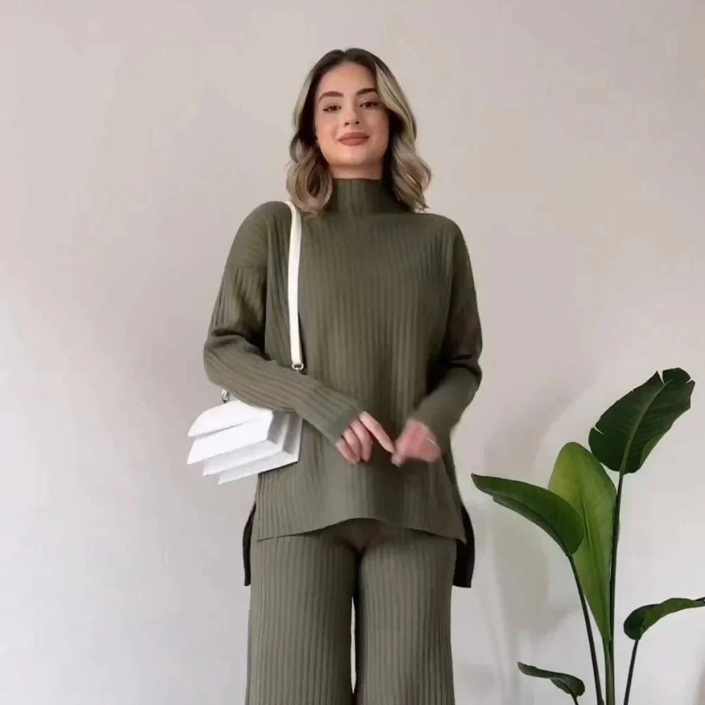 Casual dwuczęściowy zestaw z golfem