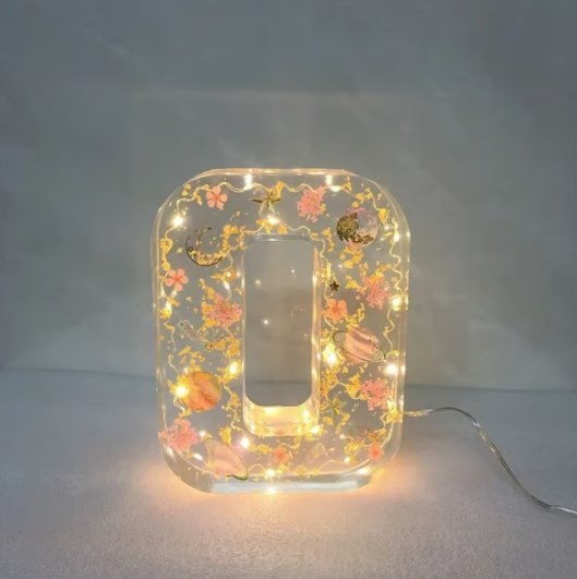 Ręcznie robiona Kwiatowa Lampa Nocna dla Marzycielskiego Klimatu
