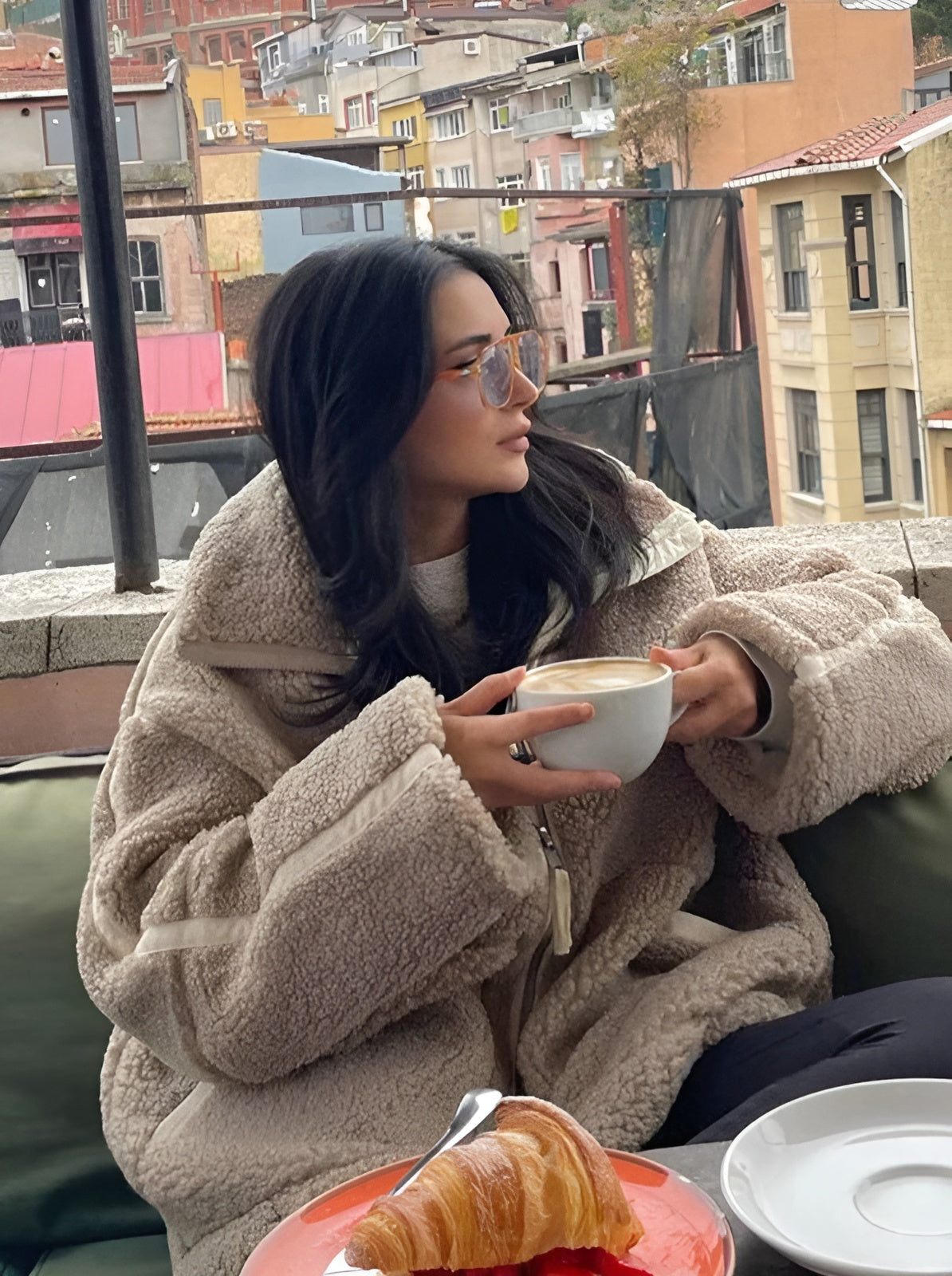 Kamila | Oversize'owy płaszcz Teddy