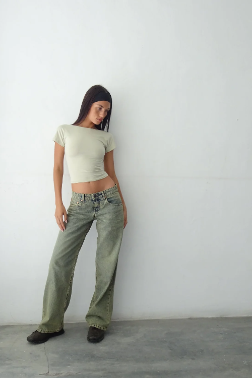 Lara | Modne i wygodne dżinsy low-rise z elastycznego denimu
