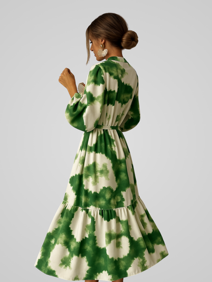 Jade | Boho Zielona Maxi Sukienka z Dekoltem w Szpic na Letnią Elegancję