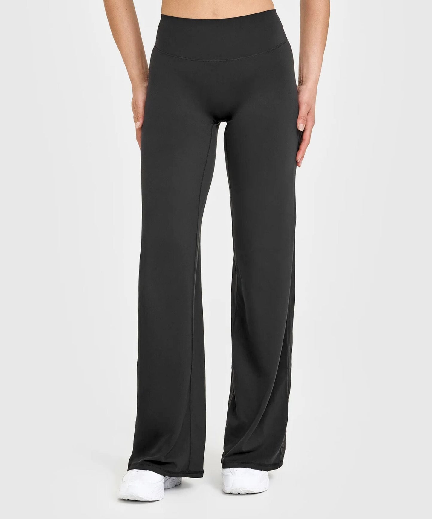 FlowFit Elite - Wyglądaj bez wysiłku elegancko, czując się jak w chmurze