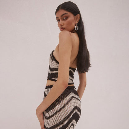 Sukienka damska – midi, bodycon, halter, geometryczne wzory