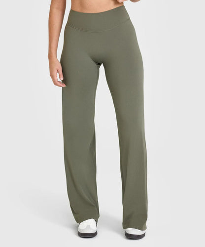 FlowFit Elite - Wyglądaj bez wysiłku elegancko, czując się jak w chmurze