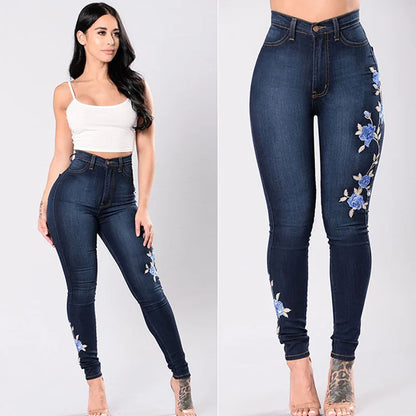 Diana™ Jeansy z haftem