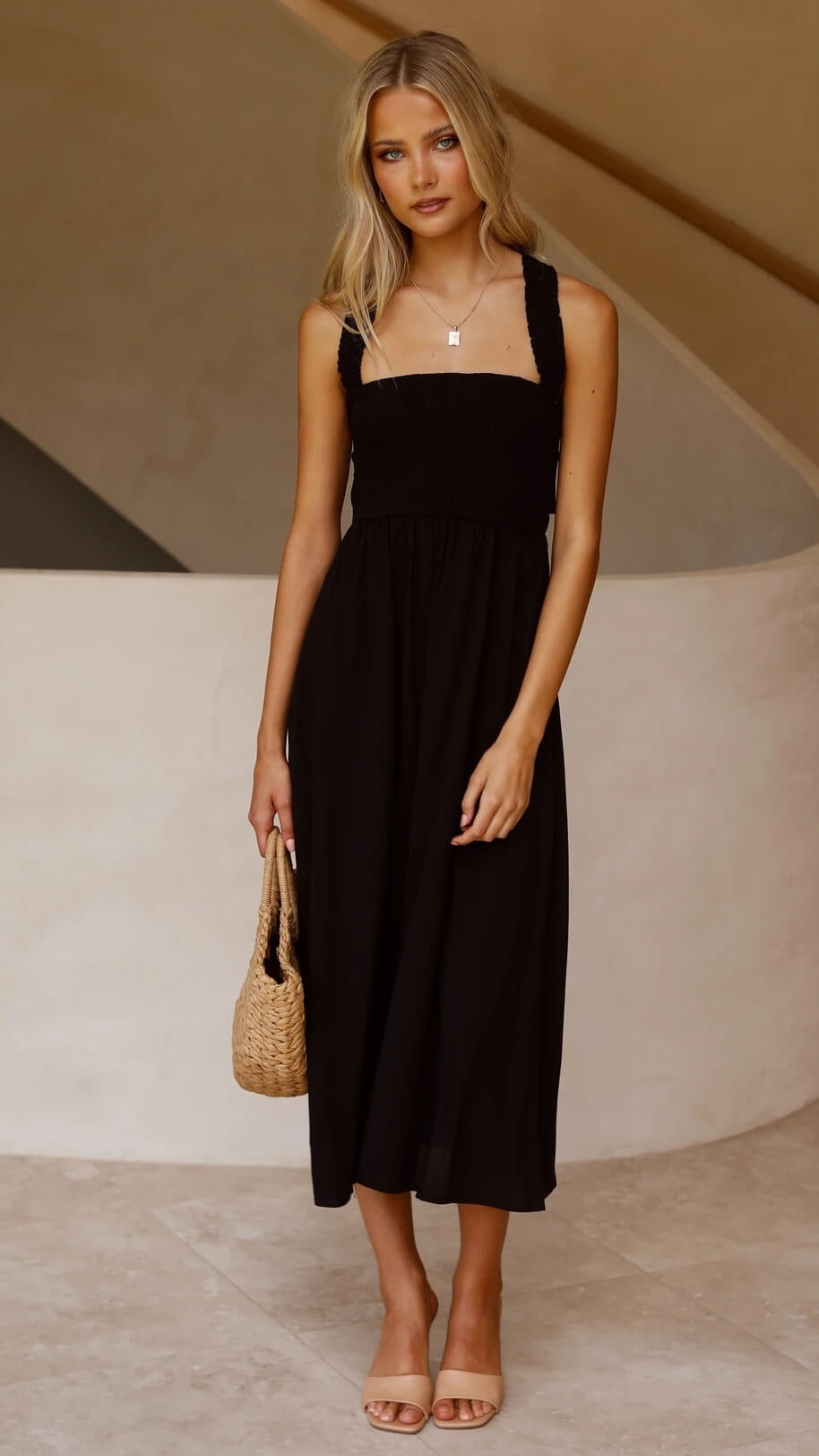 Laida - Glamourystyczna Maxi sukienka dla kobiet