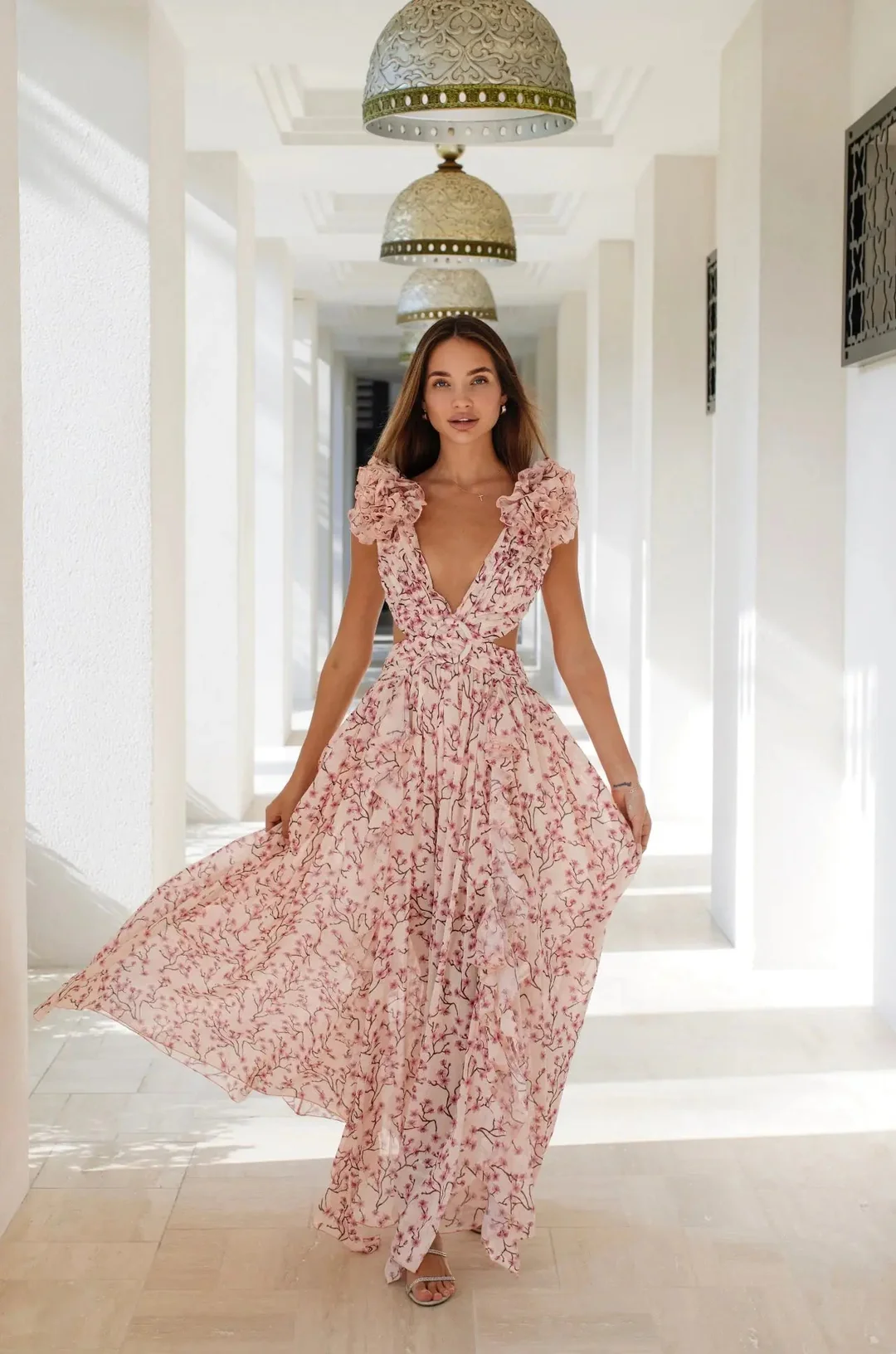 Alina – Maxi Sukienka z Kwiatowym Wzorem