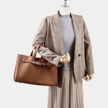 Torebka damska – Klasyczny design i eleganckie wykończenie