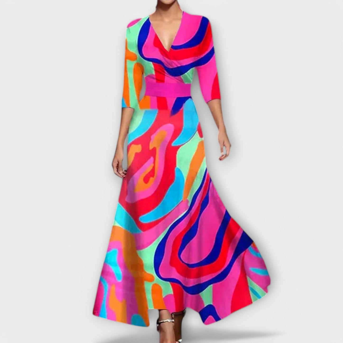 Elegancka sukienka z designerskimi rękawami