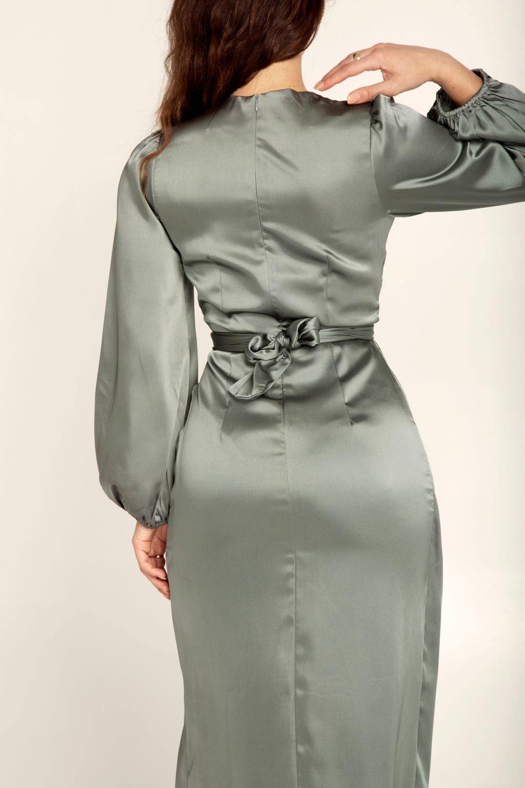 Elegancka Sukienka Maxi – Stylowa Elegancja na Każdą Okazję