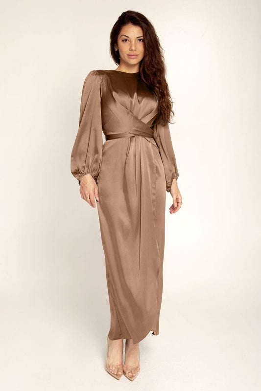 Elegancka Sukienka Maxi – Stylowa Elegancja na Każdą Okazję