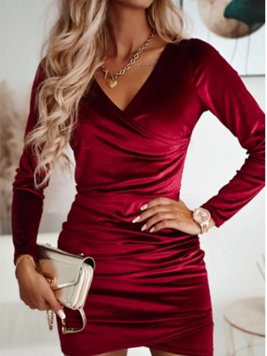 Elegancka Sukienka z V-dekoltem – Nadaj swojej sylwetce stylu