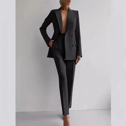 Garnitur damski – marynarka + spodnie – elegancja i nowoczesność