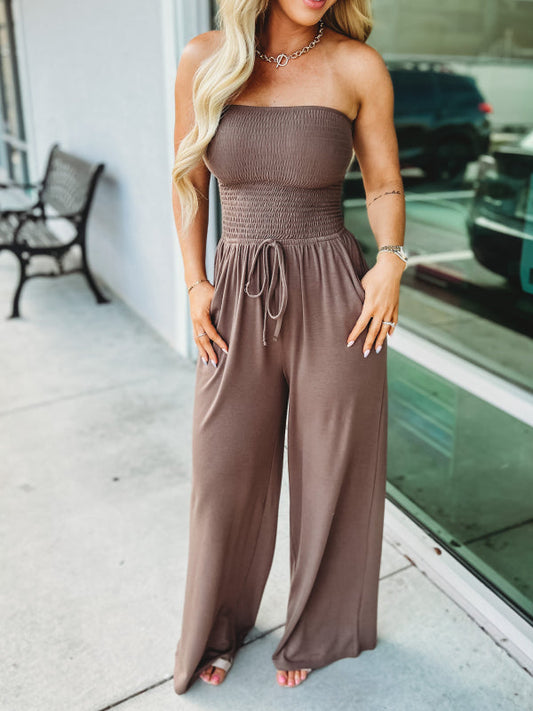 Jumpsuit z odkrytymi ramionami