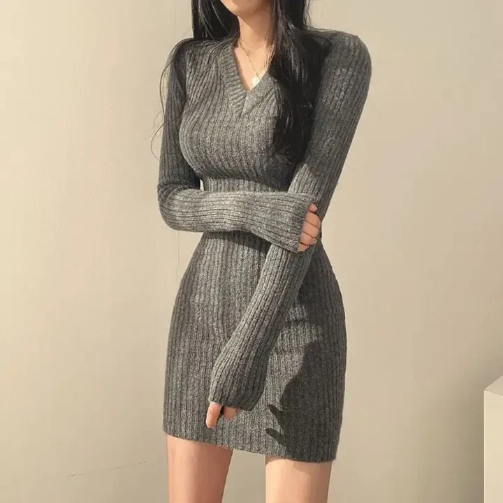 Julie – Sweter z dekoltem V
