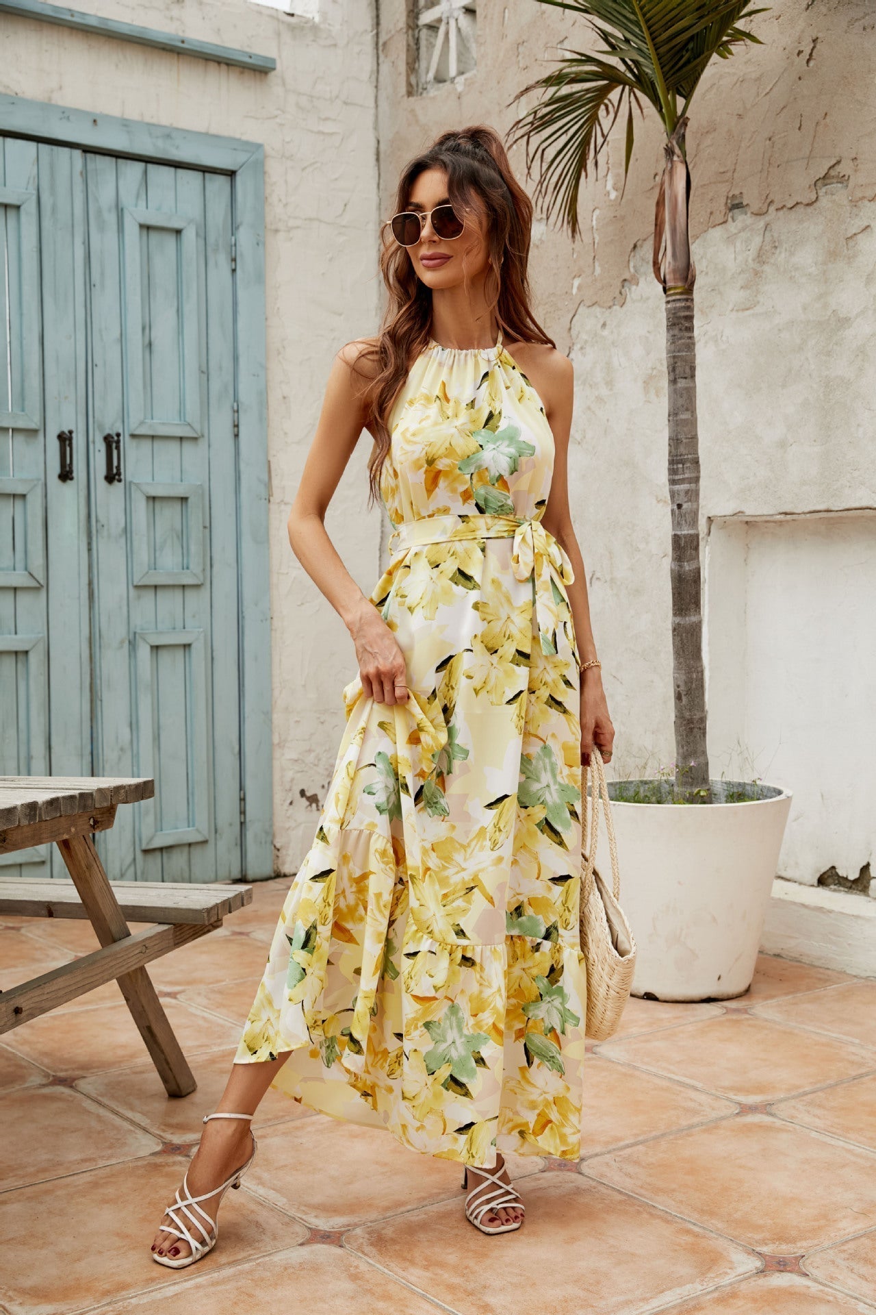 Kobieta Maxi Sukienka – Halter, Gelażowana Spódnica