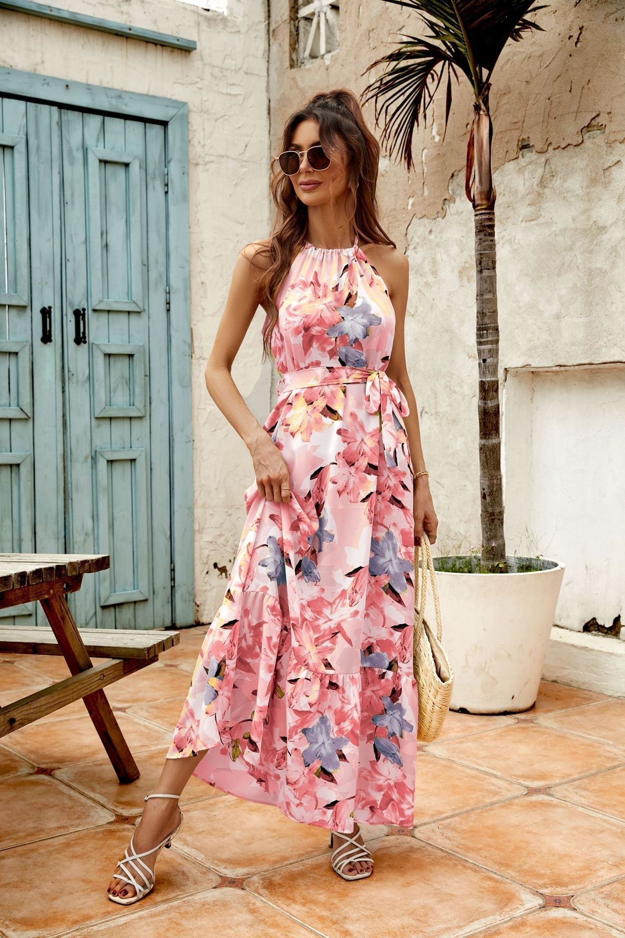 Kobieta Maxi Sukienka – Halter, Gelażowana Spódnica