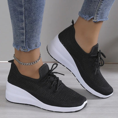 MILA | Sneakersy ortopedyczne Comfort+