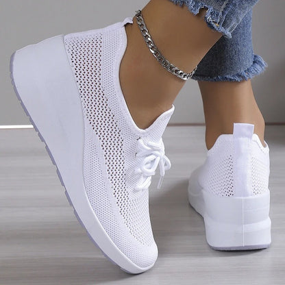 MILA | Sneakersy ortopedyczne Comfort+