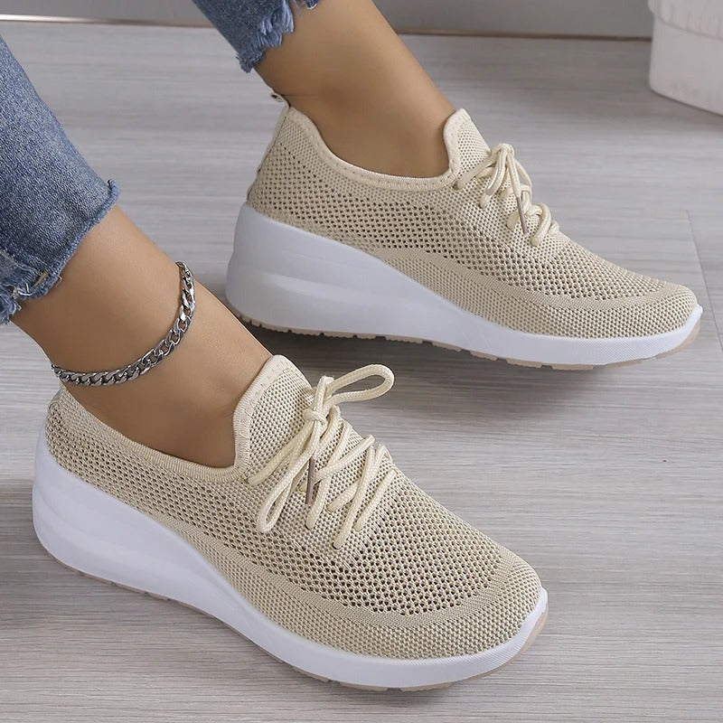 MILA | Sneakersy ortopedyczne Comfort+