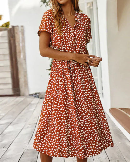 Sukienka damska – midi Clara z eleganckim wzorem w punkty