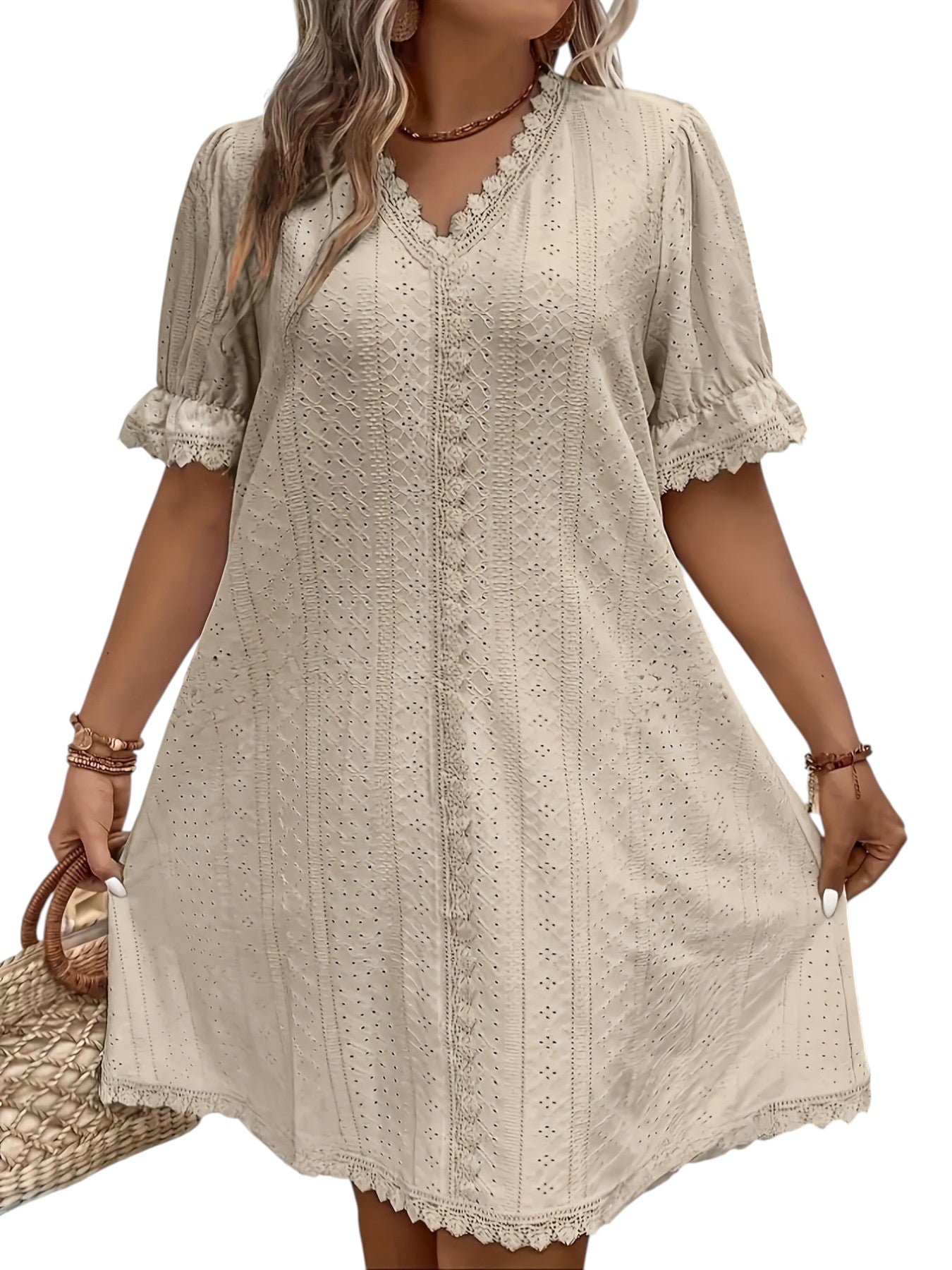 Sukienka damska plus size – z dekoltem V i eleganckim krojem
