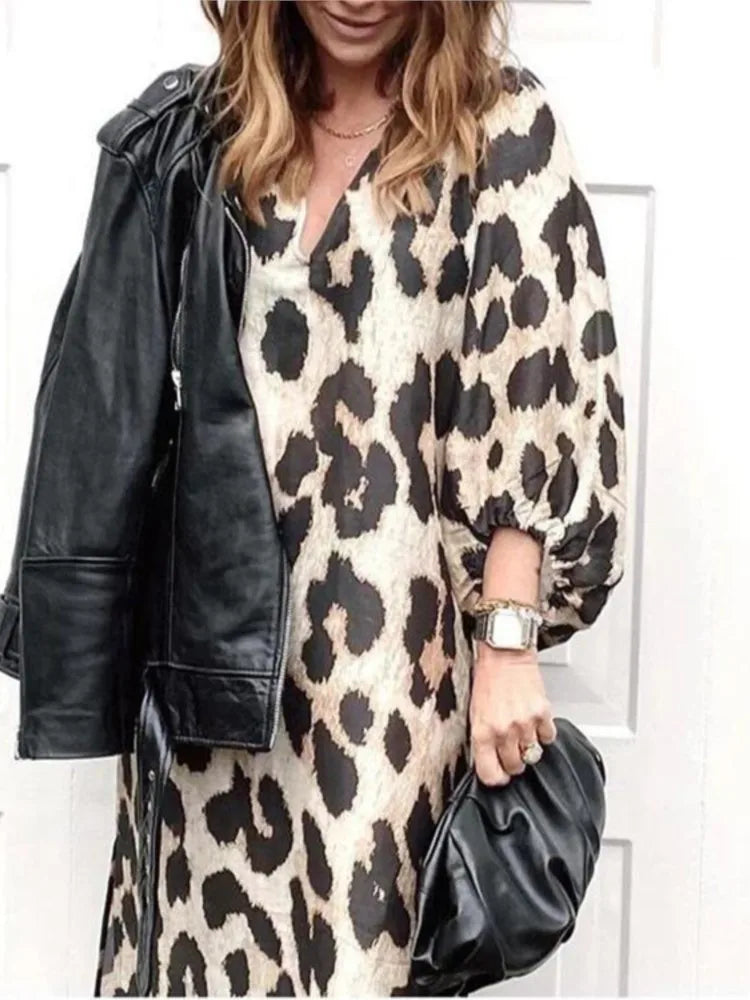 Sukienka Maxi w Panterkę – Odważny i Modny Styl