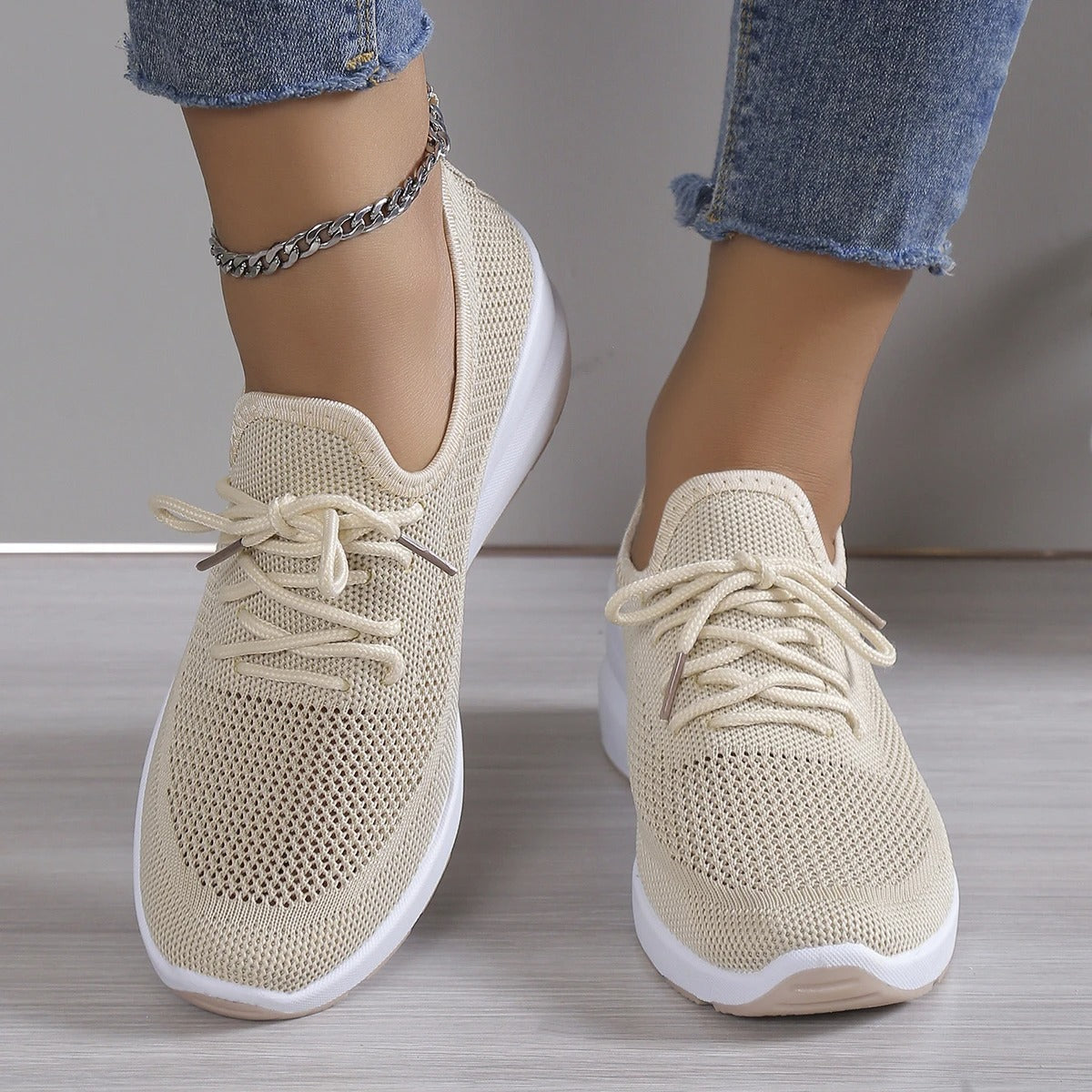 MILA | Sneakersy ortopedyczne Comfort+